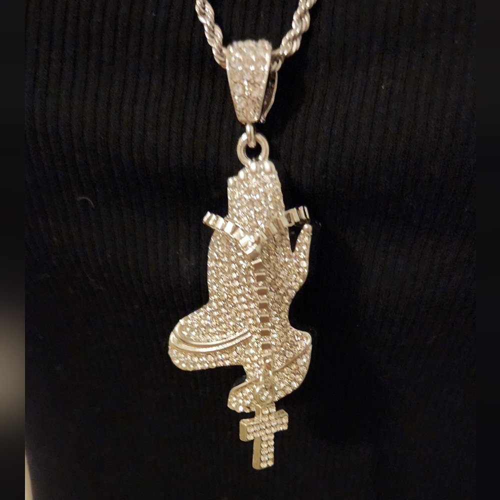 🆕️ PRAYING HANDS WITH CROSS NECKLACE